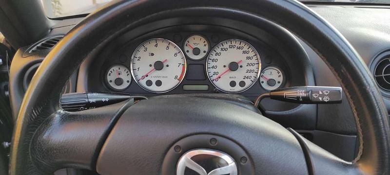 Usata Mazda MX5 110 CV (80 kW) 2002 Blu Cabrio