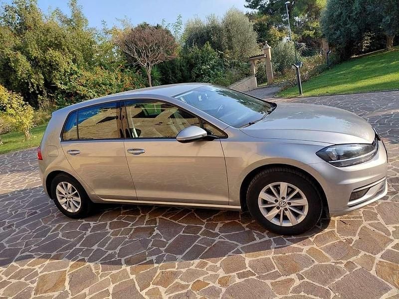 Usata VW Golf VII Trendline 116 CV (85 kW) 2019 Berlina