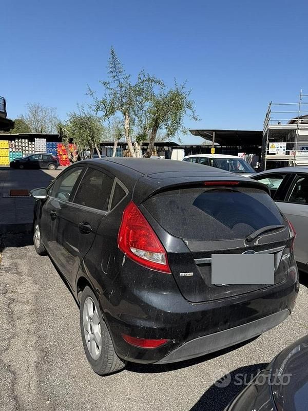 Usata Ford Fiesta Titanium 2010 Nero Utilitaria