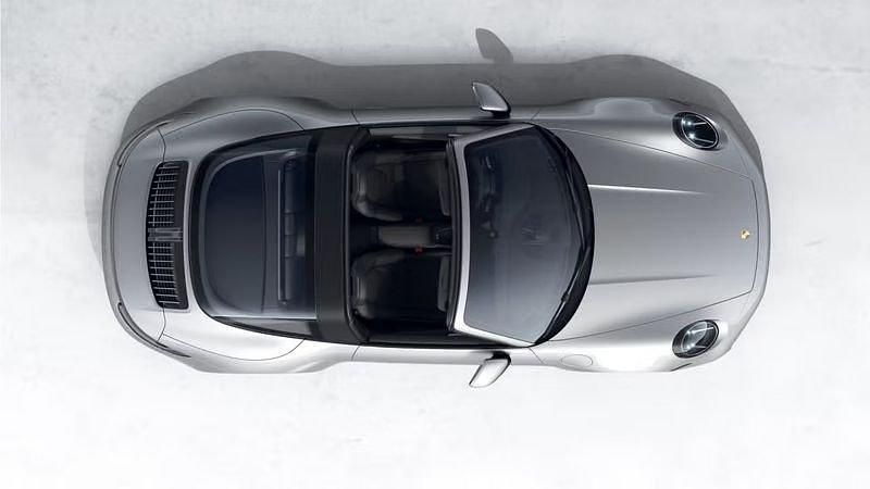 Usata Porsche 911 Targa 4 480 CV (353 kW) 2022 Argento Cabrio