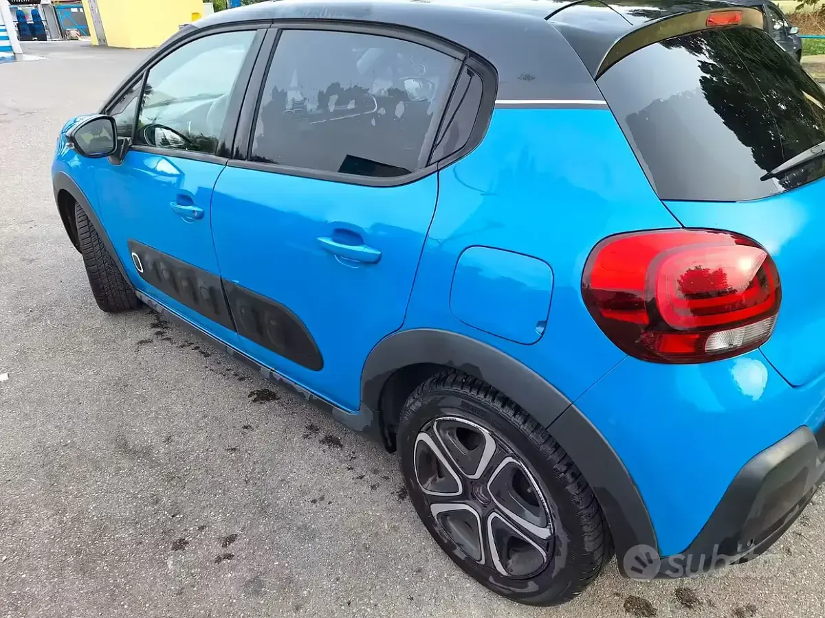 Usata Citroën C3 Shine 82 CV (60 kW) 2018 Blu Utilitaria