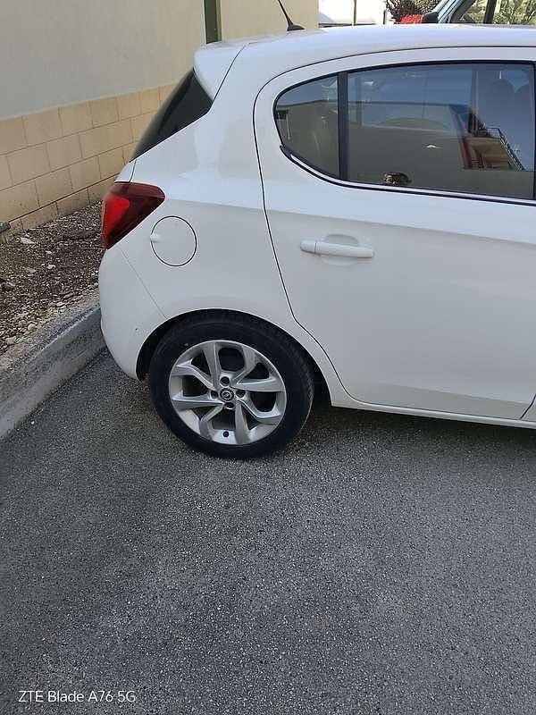 Usata Opel Corsa Edition 115 CV (84 kW) 2019 Bianco Utilitaria