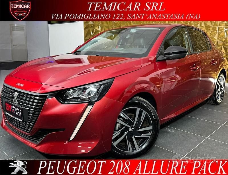 Usata Peugeot 208 Allure 101 CV (74 kW) 2022 Rosso Utilitaria