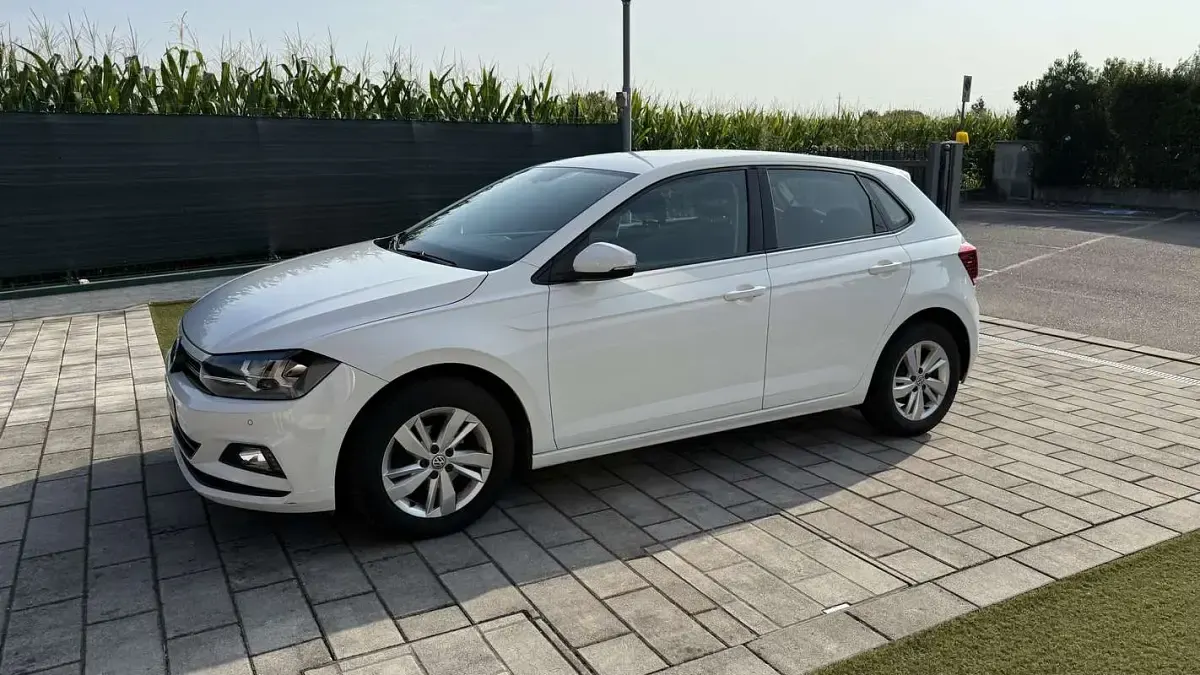 Usata VW Polo 95 CV (69 kW) 2020 Bianco Utilitaria