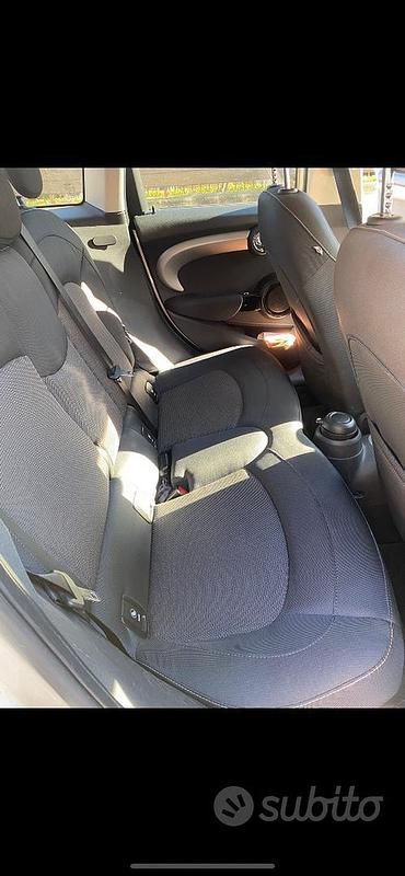 Usata Mini ONE Business 95 CV (69 kW) 2017 Bianco Utilitaria