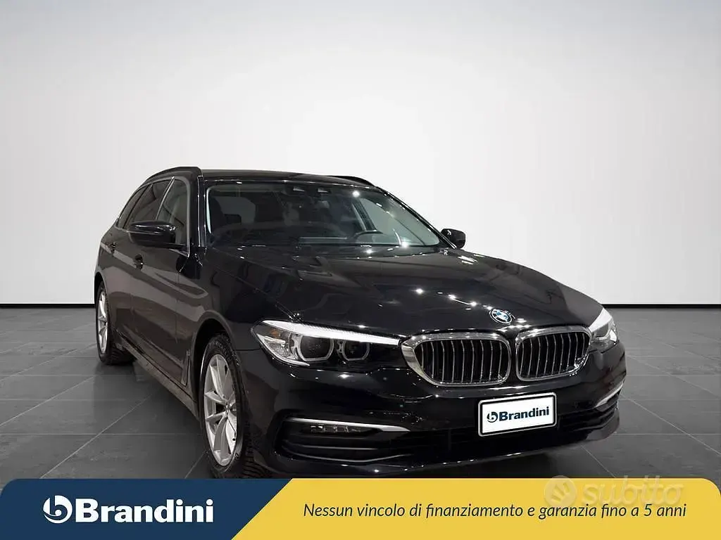 Usata BMW 520 Comfort Edition 190 CV (139 kW) 2019 Nero Station wagon