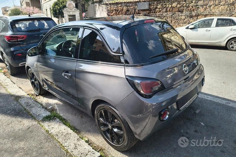 Usata Opel Adam Glam 70 CV (51 kW) 2016 Grigio Utilitaria