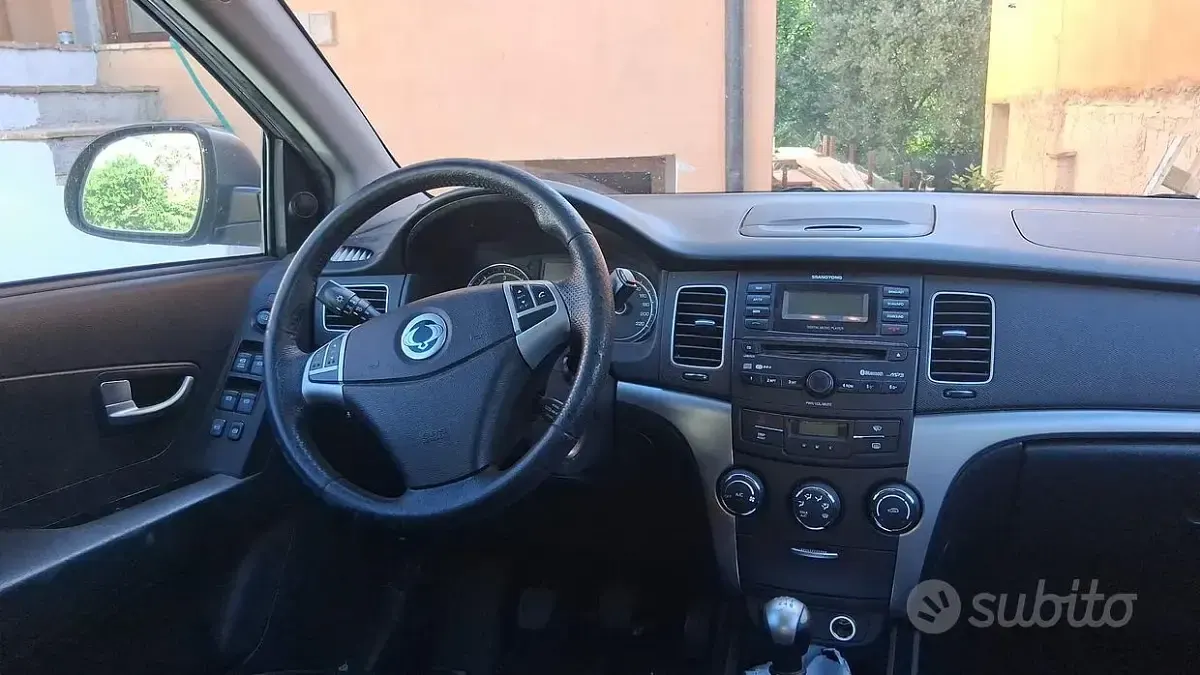 Usata SsangYong Korando 175 CV (128 kW) 2011 Grigio SUV