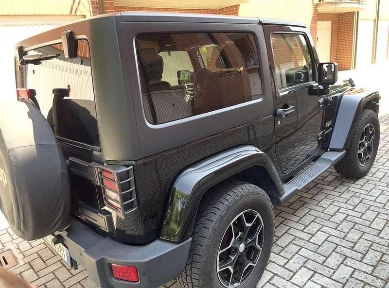 Usata Jeep Wrangler Sahara 200 CV (147 kW) 2012 SUV