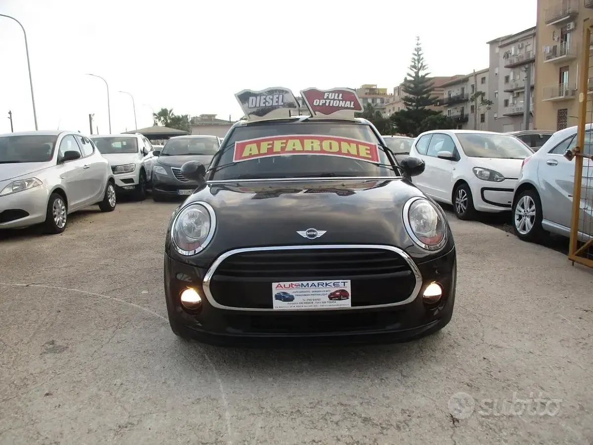 Usata Mini Cooper D 116 CV (85 kW) 2015 Grigio Utilitaria