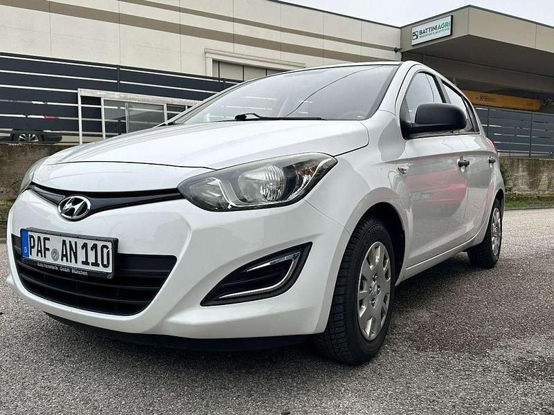 Usata Hyundai i20 Classic 86 CV (63 kW) 2014 Bianco Utilitaria