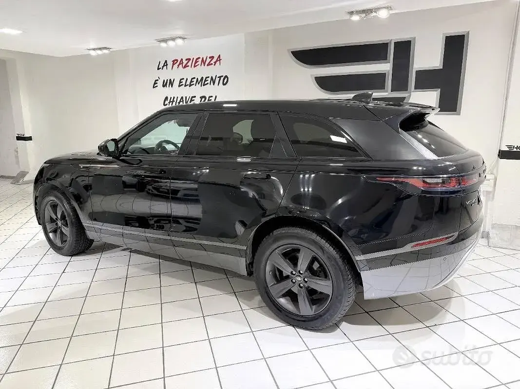 Usata Land Rover Range Rover Velar HSE Dynamic 241 CV (177 kW) 2018 Nero SUV