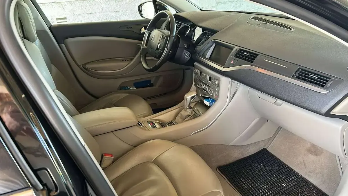 Usata Citroën C5 Exclusive 160 CV (117 kW) 2011 Nero Station wagon