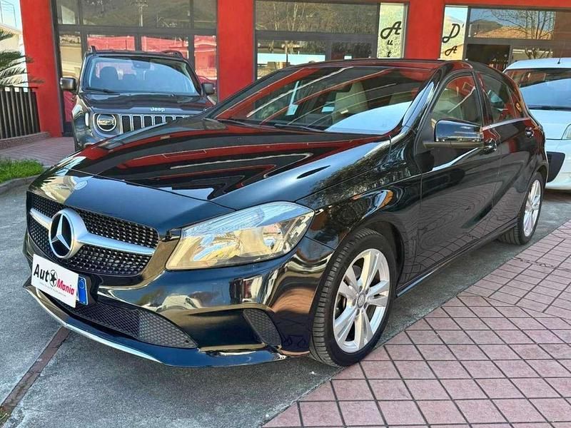 Usata Mercedes A200 136 CV (100 kW) 2016 Nero Berlina
