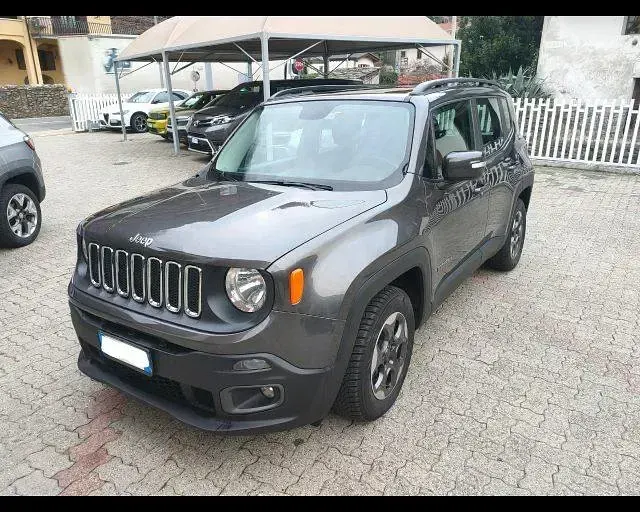 Usata Jeep Renegade Longitude 120 CV (88 kW) 2016 Grigio SUV
