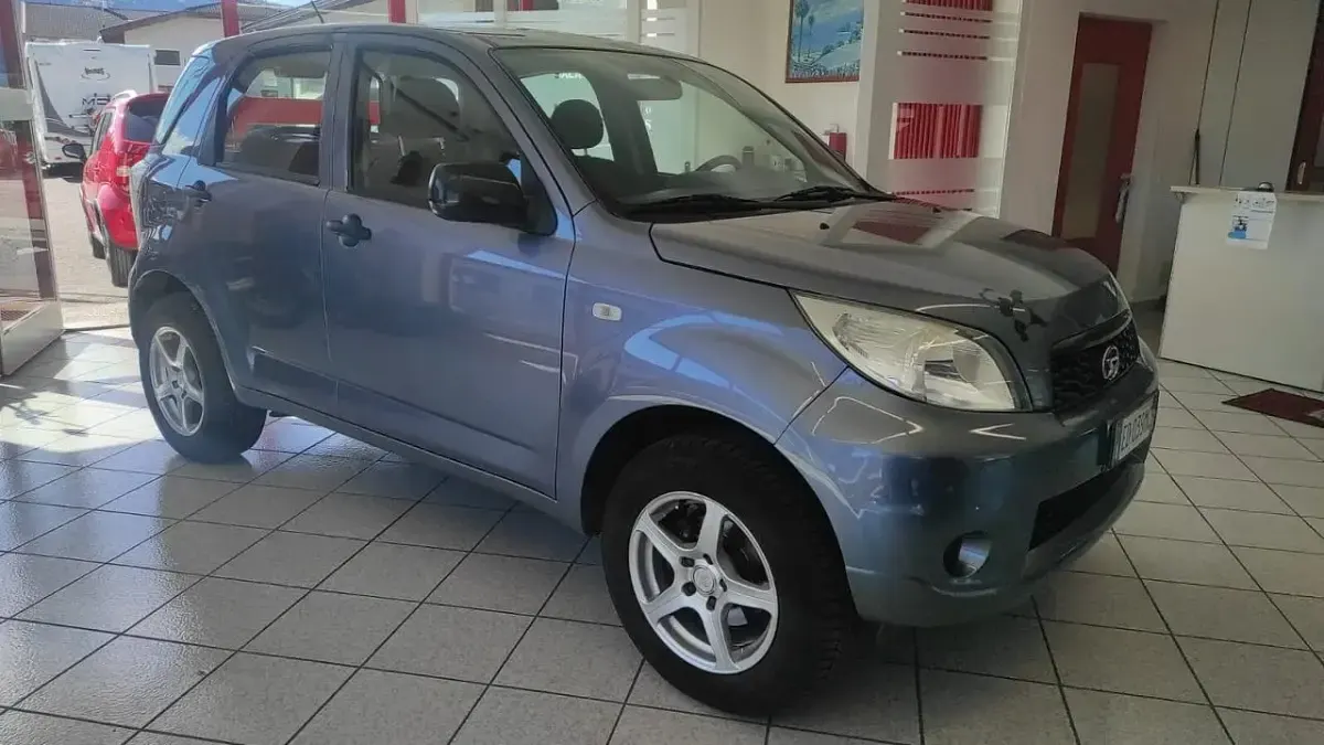 Usata Daihatsu Terios 104 CV (76 kW) 2010 Blu SUV