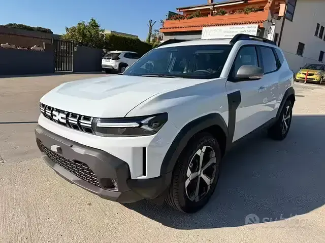 Nouvelle Dacia Duster Journey 122 ch (89 kW) 2026 Blanc SUV
