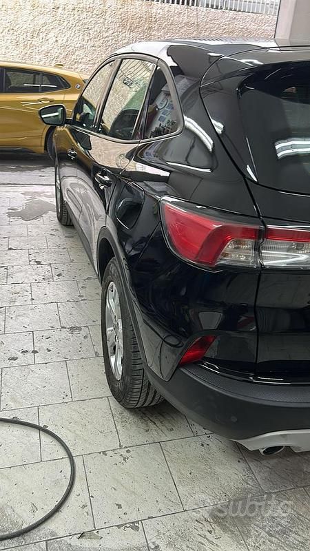 Usata Ford Kuga 2021 Nero SUV