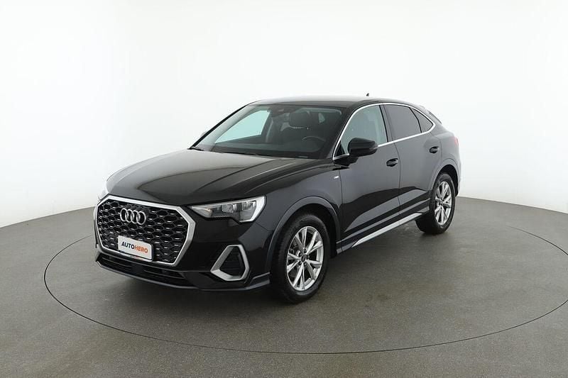 Nero Usata 2023 Audi Q3 Sportback S-Line SUV | 34.799 € (Buon prezzo) - Immagine 1/4