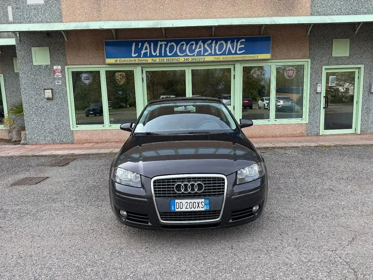 Usata Audi A3 Sportback Ambition 105 CV (77 kW) 2006 Grigio Utilitaria