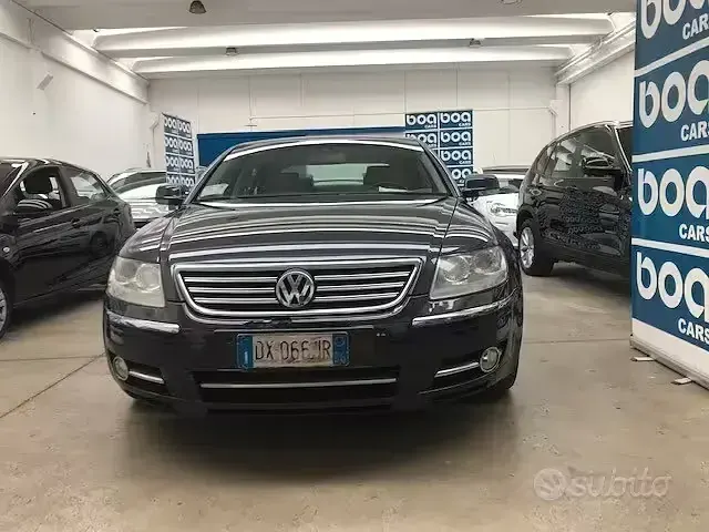 Usata VW Phaeton 239 CV (175 kW) 2009 Blu Berlina