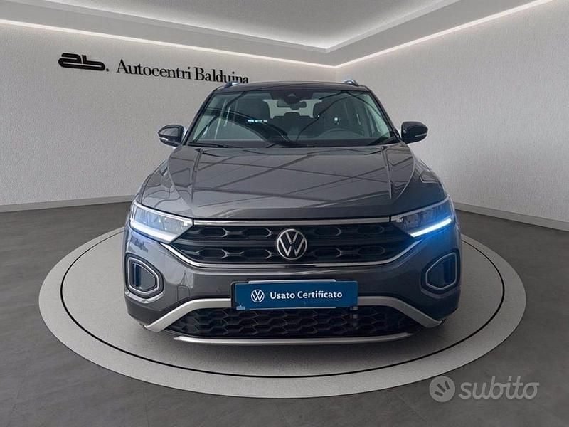 Usata VW T-Roc Life 150 CV (110 kW) 2025 Grigio SUV