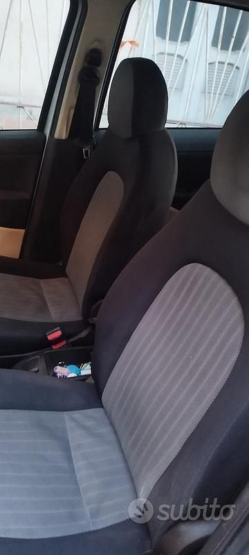 Usata Lancia Musa 90 CV (66 kW) 2005 Grigio Monovolume