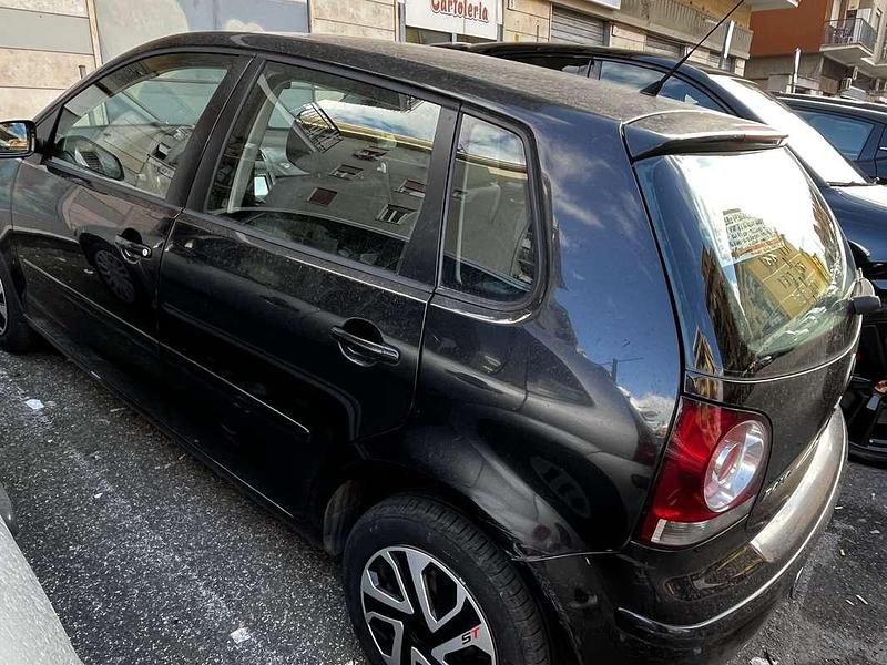 Usata VW Polo Comfortline 75 CV (55 kW) 2005 Utilitaria
