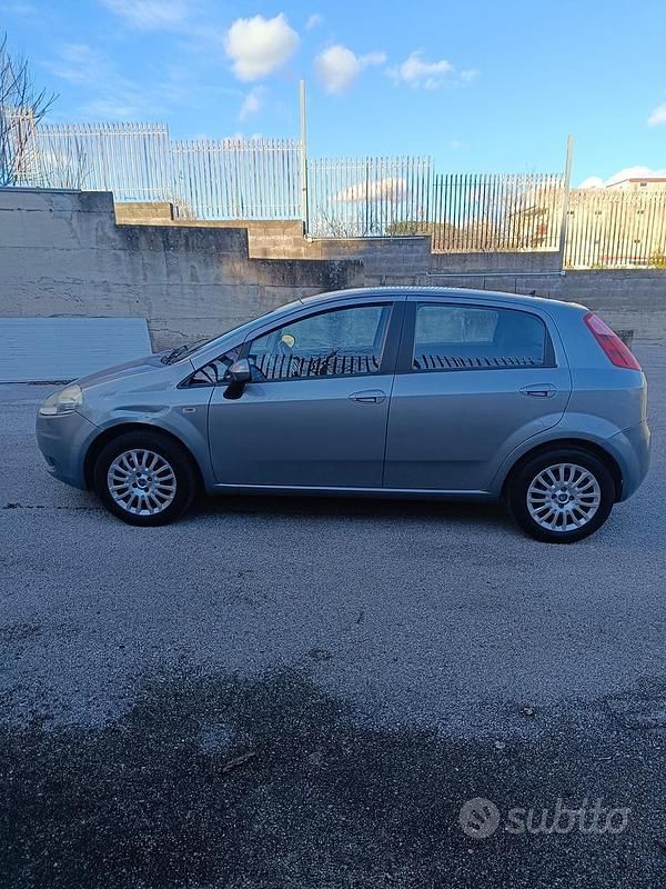Usata Fiat Grande Punto Dynamic 2009 Grigio Utilitaria
