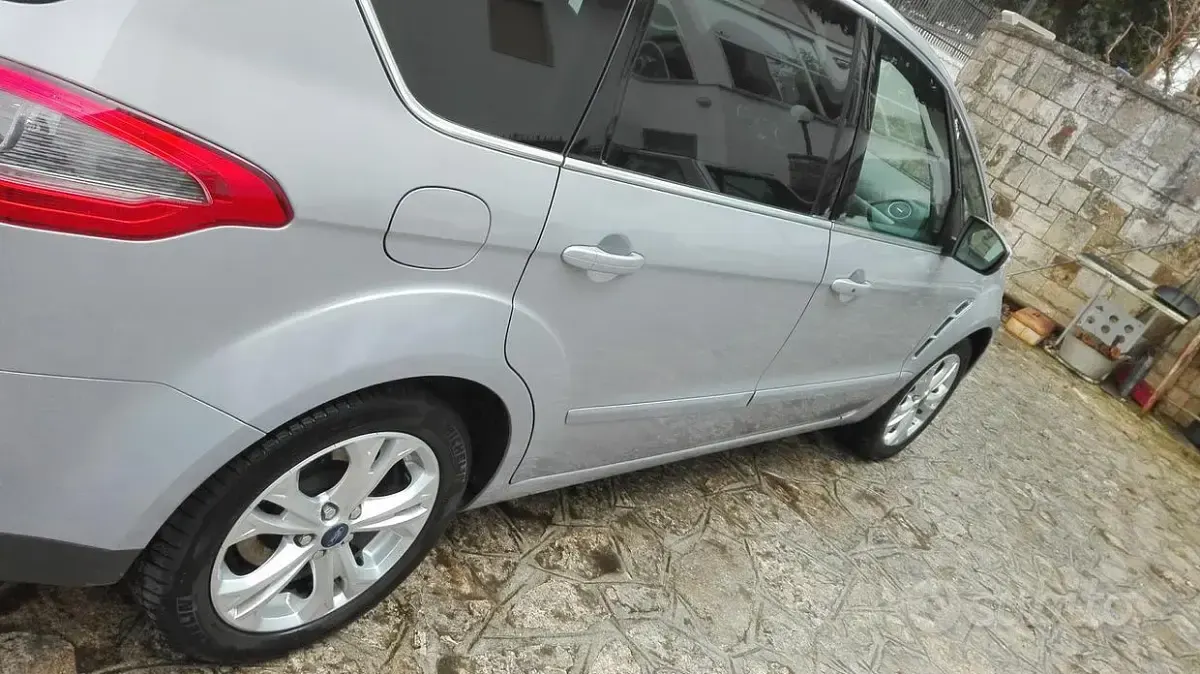 Usata Ford S-MAX Titanium 163 CV (119 kW) 2011 Grigio Monovolume