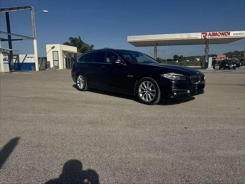 Usata BMW 520 Luxury Line 190 CV (139 kW) 2015 Station wagon