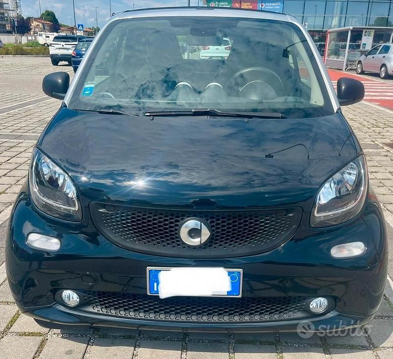 Usata Smart ForTwo Coupé 71 CV (52 kW) 2017 Cabrio