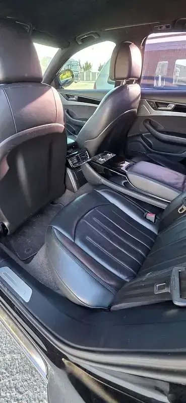 Usata Audi A8 250 CV (183 kW) 2012 Berlina