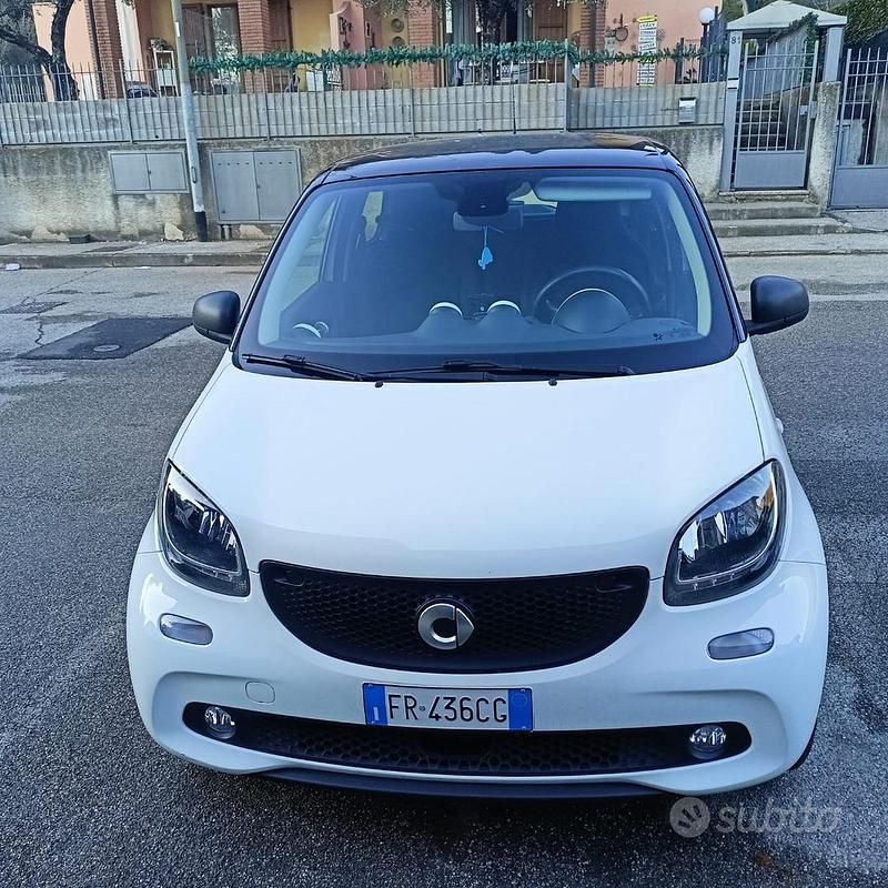 Usata Smart ForFour 61 CV (44 kW) 2018 Utilitaria