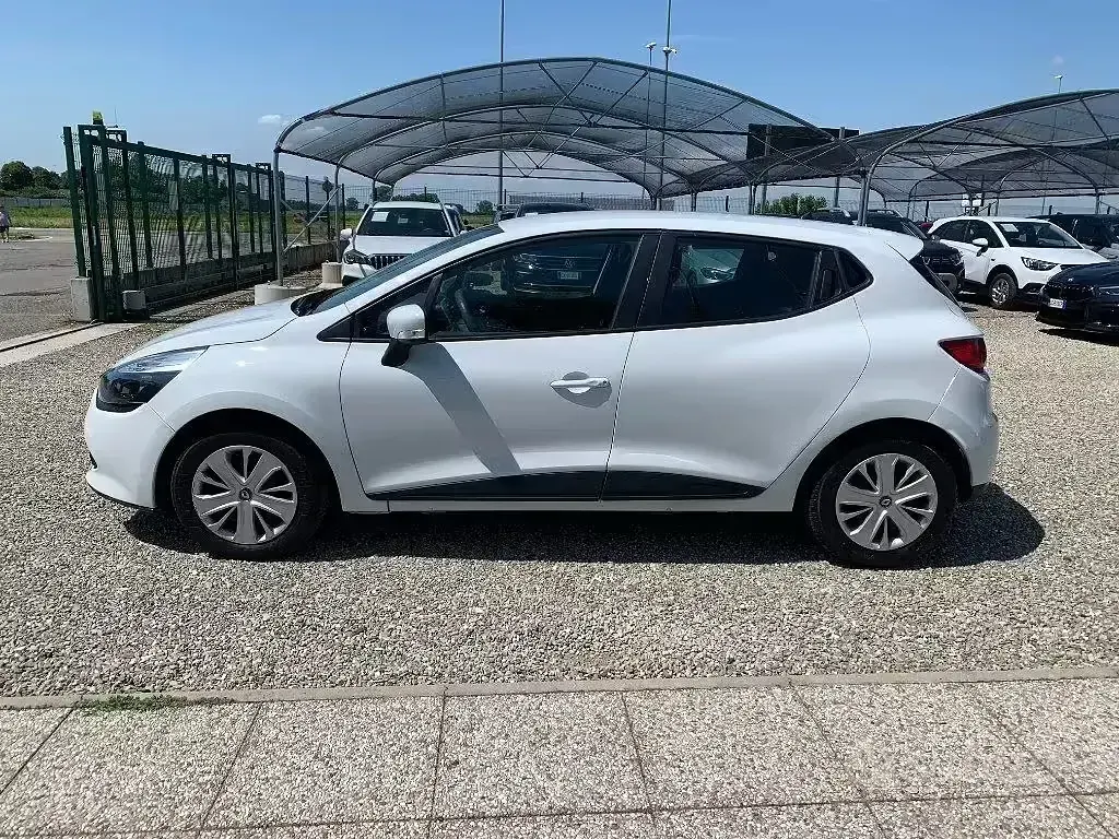 Usata Renault Clio IV 75 CV (55 kW) 2015 Bianco Berlina