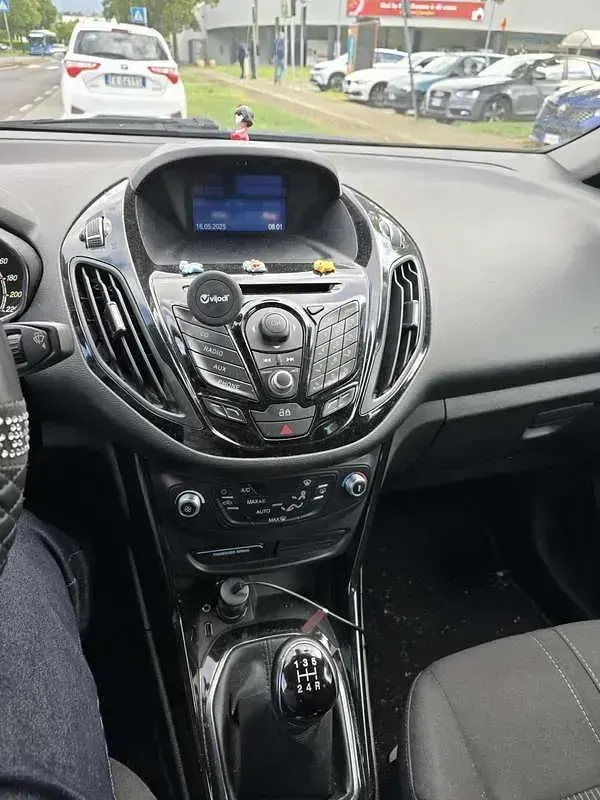 Usata Ford B-MAX Ambiente 75 CV (55 kW) 2014 Monovolume