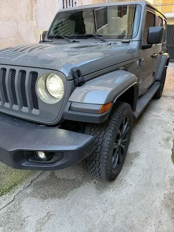 Usata Jeep Wrangler Sahara 200 CV (147 kW) 2019 Grigio SUV