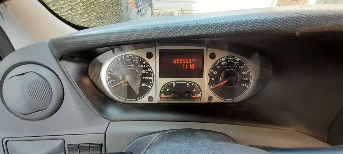 Usata Iveco Daily 2009 Giallo Furgone