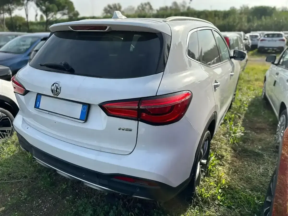 Usata MG HS Luxury 162 CV (119 kW) 2023 Bianco SUV
