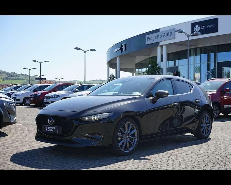 Usata Mazda 3 Exceed 122 CV (89 kW) 2023 Bianco met Berlina