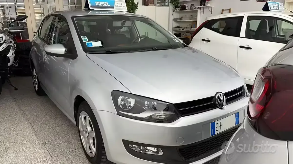 Usata VW Polo Comfortline 75 CV (55 kW) 2011 Grigio Utilitaria