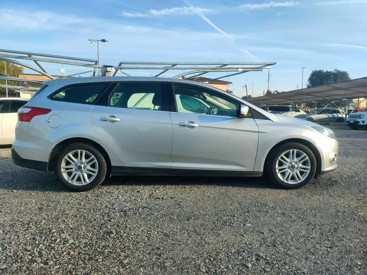 Occasion Ford Focus Titanium 116 ch (85 kW) 2013 Argent Break