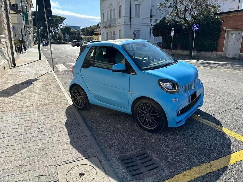 Usata Smart ForTwo Cabrio Brabus 90 CV (66 kW) 2017 Blu/azzurro Cabrio