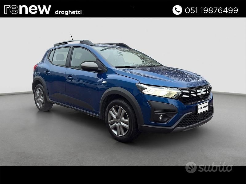 Usata Dacia Sandero Comfort 101 CV (74 kW) 2023 Blu Berlina