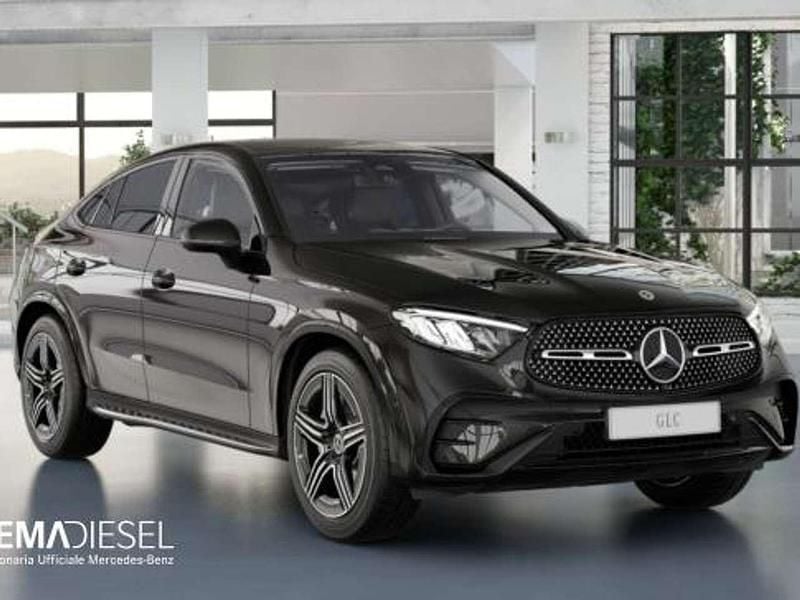 Nuova Mercedes GLC220 Advanced 197 CV (144 kW) 2026 Nero Coupé