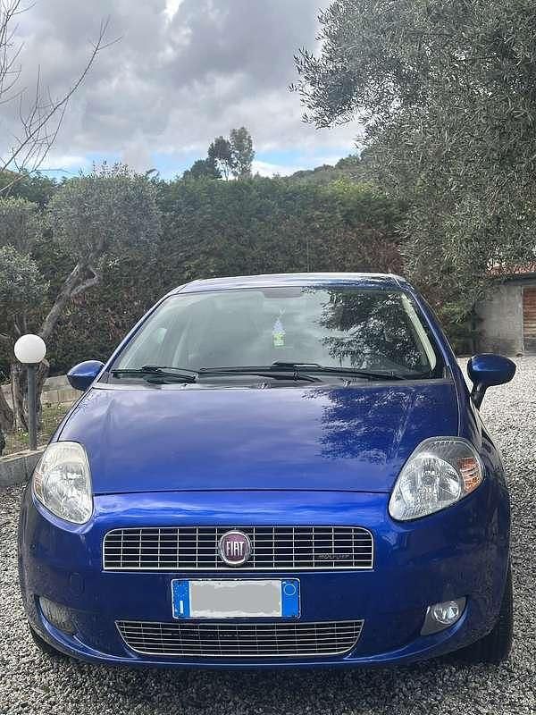 Usata Fiat Grande Punto Dynamic 75 CV (55 kW) 2005 Utilitaria