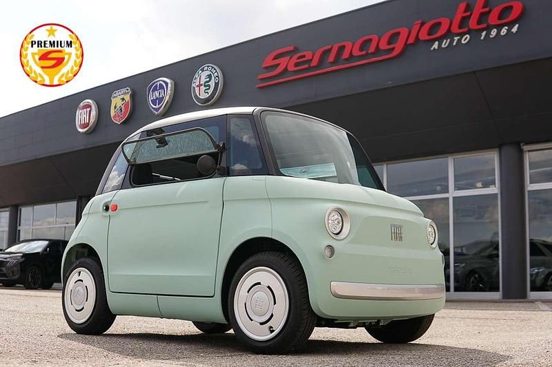 Usata Fiat Topolino 5 kW (8 CV) 2024 Verde vita Utilitaria