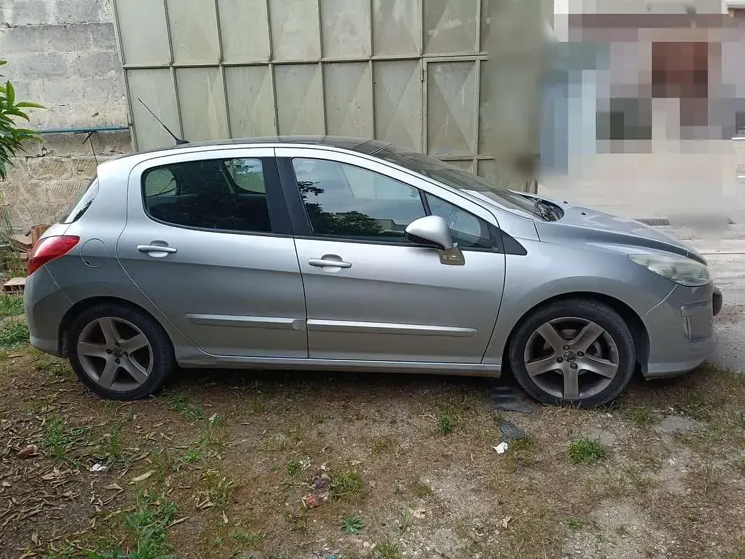 Occasion Peugeot 308 109 PK (80 kW) 2008 Grijs Sedan