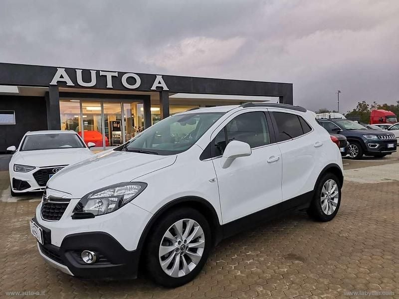 Bianco Usata 2014 Opel Mokka Cosmo SUV | 8200 € (Buon prezzo) - Immagine 1/4