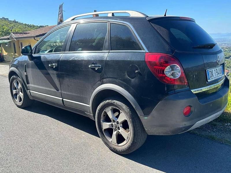 Usata Opel Antara Edition 150 CV (110 kW) 2007 Nero SUV